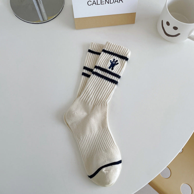 Autumn And Winter Women's Embroidered Bear Tube Socks